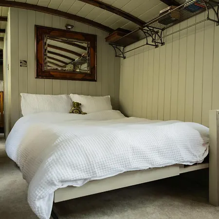 The Railway Carriage